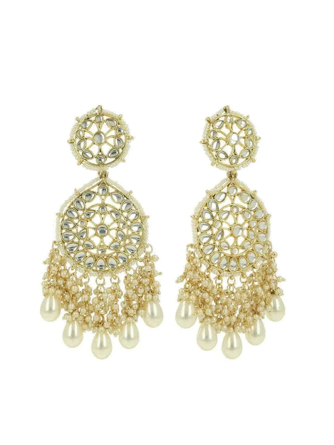 Jasmine Bhasin In Kundan Chandbali And Pearls Earrings