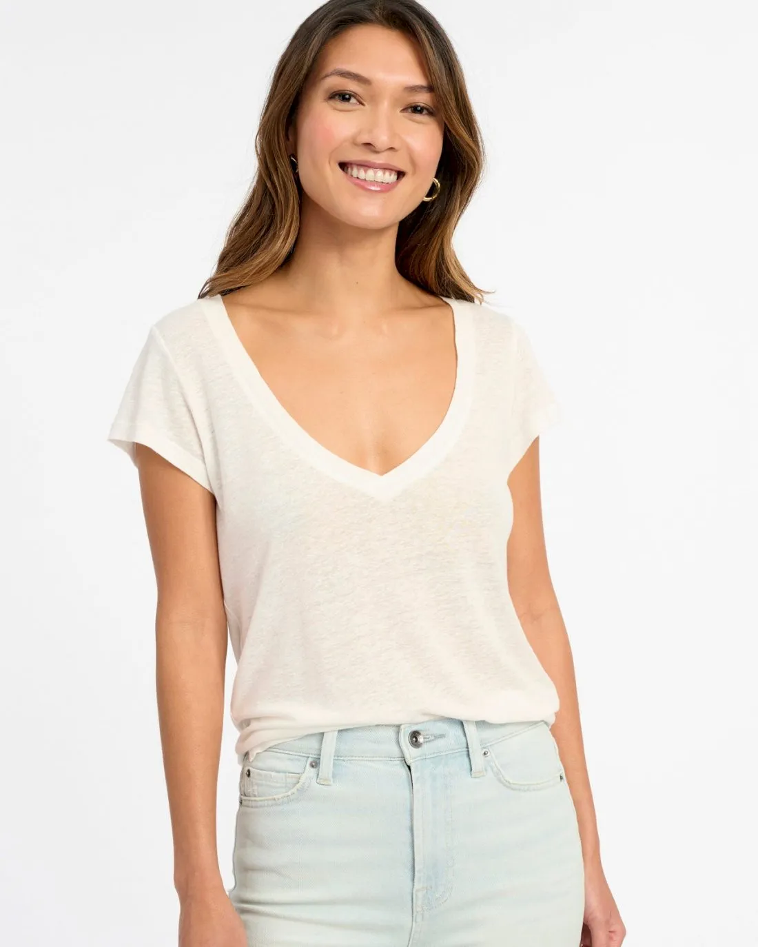 Sandy V-Neck Tee