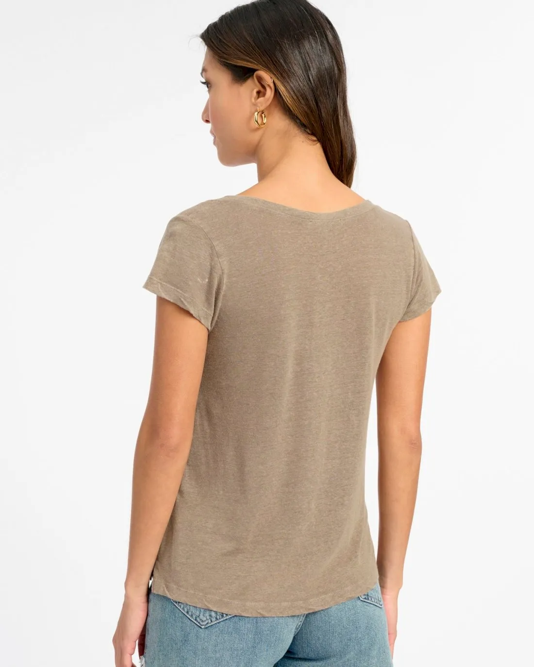 Sandy V-Neck Tee